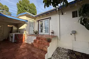 555 Hickory Ln, Pasadena, CA 91103 - Photo 29