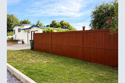 555 Hickory Lane, Pasadena, CA 91103 - Photo 35