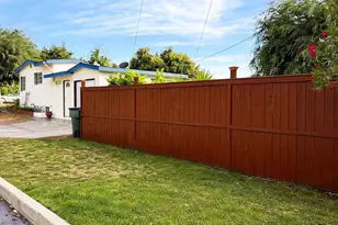 555 Hickory Ln, Pasadena, CA 91103 - Photo 35