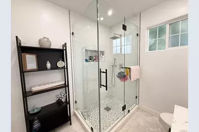555 Hickory Lane, Pasadena, CA 91103 - Photo 13