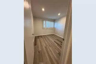121 Sinclair #122, Glendale, CA 91206 - Photo 11