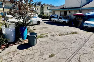 1081 W 39th, Los Angeles, CA 90037 - Photo 5