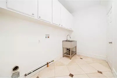 13886 Fair Meadows Court, Jurupa, CA 92880 - Photo 15