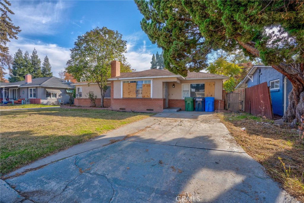 90 E Syracuse Ave, Turlock, CA 95380 MLS MC22245697 Coldwell Banker