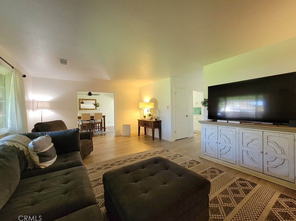 1541 North Bear Creek Dr, Merced CA  95340-2662 exterior