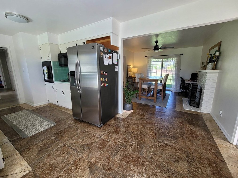 1541 North Bear Creek Dr, Merced CA  95340-2662 exterior