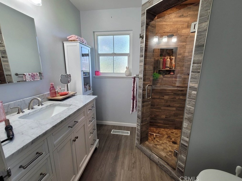 1541 North Bear Creek Dr, Merced CA  95340-2662 exterior