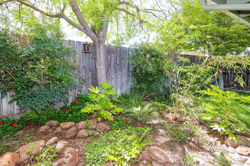 2869 St Thomas Ct, Merced CA  95348-3370 exterior