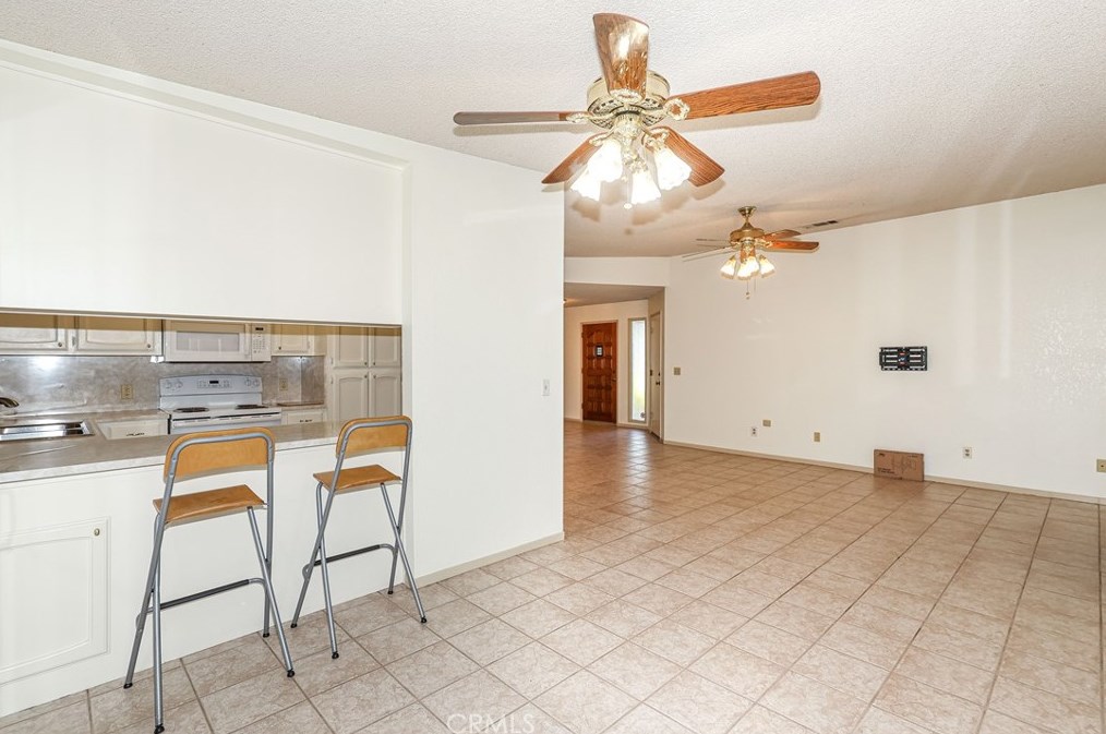 2869 St Thomas Ct, Merced CA  95348-3370 exterior