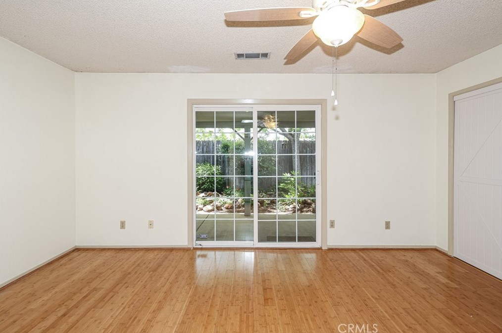 2869 St Thomas Ct, Merced CA  95348-3370 exterior