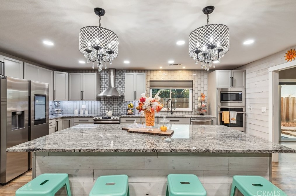 3310 Shamrock Pl, Merced CA  95340-1680 exterior