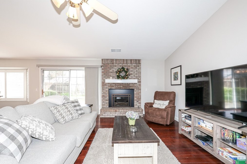 1148 Curry Village Ct, Merced CA  95340-0696 exterior