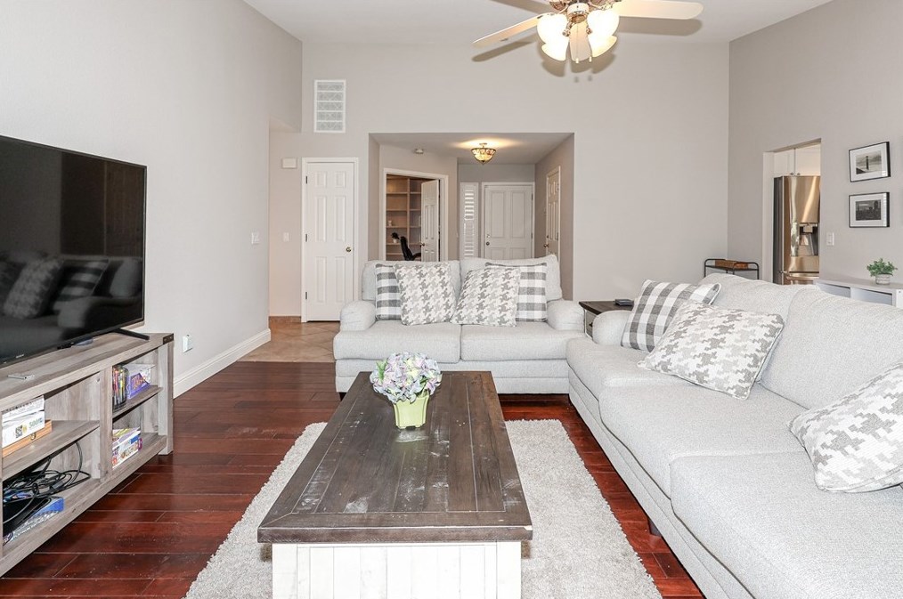 1148 Curry Village Ct, Merced CA  95340-0696 exterior