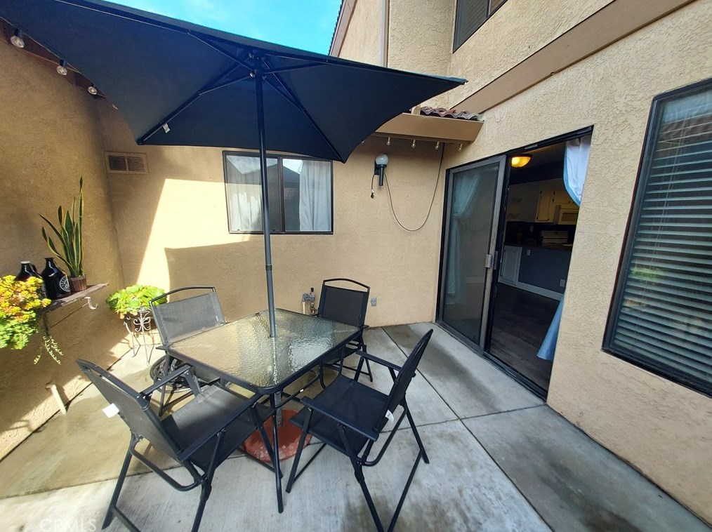 746 Magill Ave, Fresno CA  93704-1014 exterior