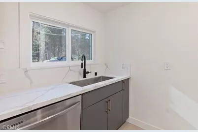1666 Arapahoe Street, South Lake Tahoe, CA 96150 - Photo 13