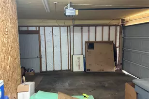 525 E 27th St, Merced, CA 95340 - Photo 37