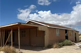 14588 Locust, Lucerne Valley, CA 92356 - Photo 11