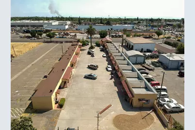 1407 W 16th Street, Merced, CA 95340 - Photo 25
