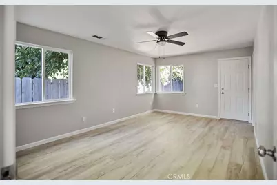 2525 R, Merced, CA 95340 - Photo 11