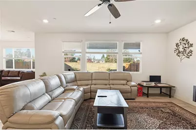 2367 Explorador, Merced, CA 95340 - Photo 11