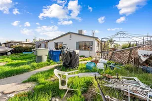 521 Burchfield, Bakersfield, CA 93307 - Photo 3