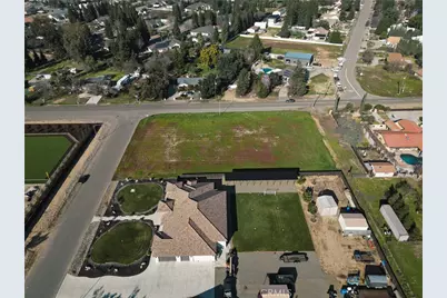 2484 Sierra Springs Court, Atwater, CA 95301 - Photo 9