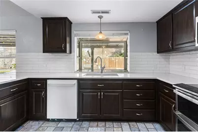 869 Redlands Court, Merced, CA 95348 - Photo 9