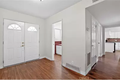 1733 Crestmont, Bakersfield, CA 93306 - Photo 7