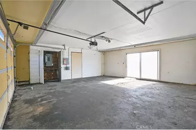 1733 Crestmont, Bakersfield, CA 93306 - Photo 31