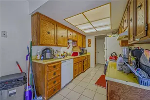 147 W Alexander, Merced, CA 95348 - Photo 31