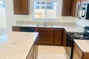 129 Squaw Vly Dr, Merced, CA 95341 - Photo 3