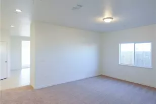 129 Squaw Vly Dr, Merced, CA 95341 - Photo 13