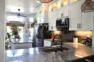 2421 Jonathon, Escalon, CA 95320 - Photo 43