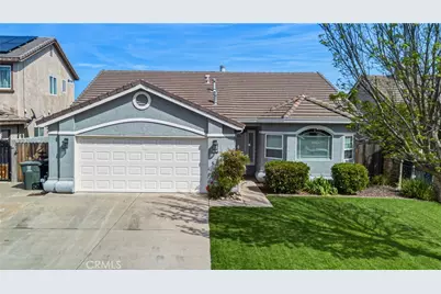 842 Cedar, Livingston, CA 95334 - Photo 1