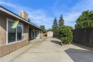 1418 Nut Tree, Livingston, CA 95334 - Photo 29