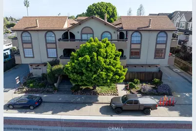 711 S Bayshore Boulevard #10, San Mateo, CA 94401 - Photo 1