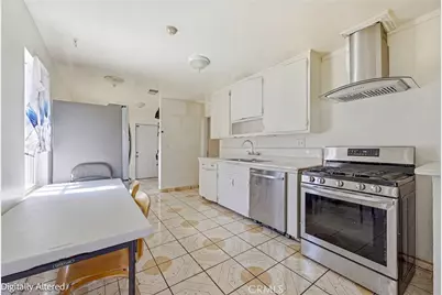 1054 W 24th, Merced, CA 95340 - Photo 27