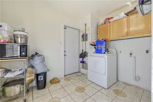 1054 W 24th, Merced, CA 95340 - Photo 21