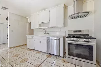 1054 W 24th, Merced, CA 95340 - Photo 23