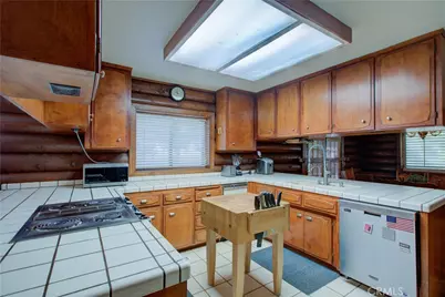 15686 Cozzi Avenue, Dos Palos, CA 93620 - Photo 9