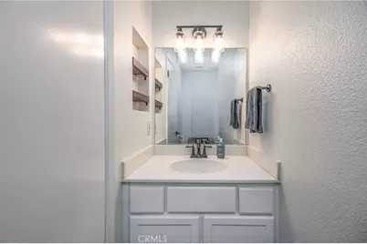 581 Lincoln Ave Unit B, Modesto, CA 95354 - Photo 7