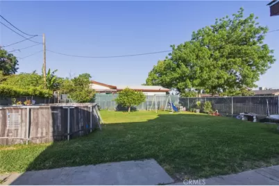 1847 W 8th, Merced, CA 95341 - Photo 19