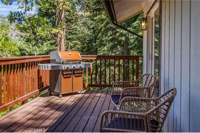 825 Lake View Lane, Twin Peaks, CA 92391 - Photo 15