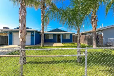 268 E 10th Street, Merced, CA 95341 - Photo 1
