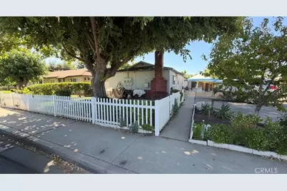 570 E A, Oakdale, CA 95361 - Photo 1