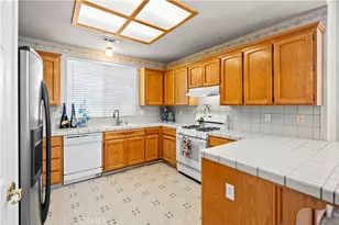 766 Willmott Ave, Los Banos, CA 93635 - Photo 17