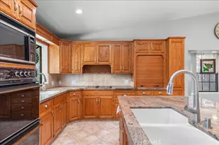 2143 Locust Ct, Hughson, CA 95326 - Photo 11