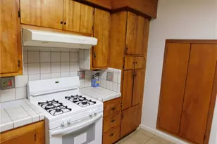 1253 W 11th St, Merced, CA 95341 - Photo 43
