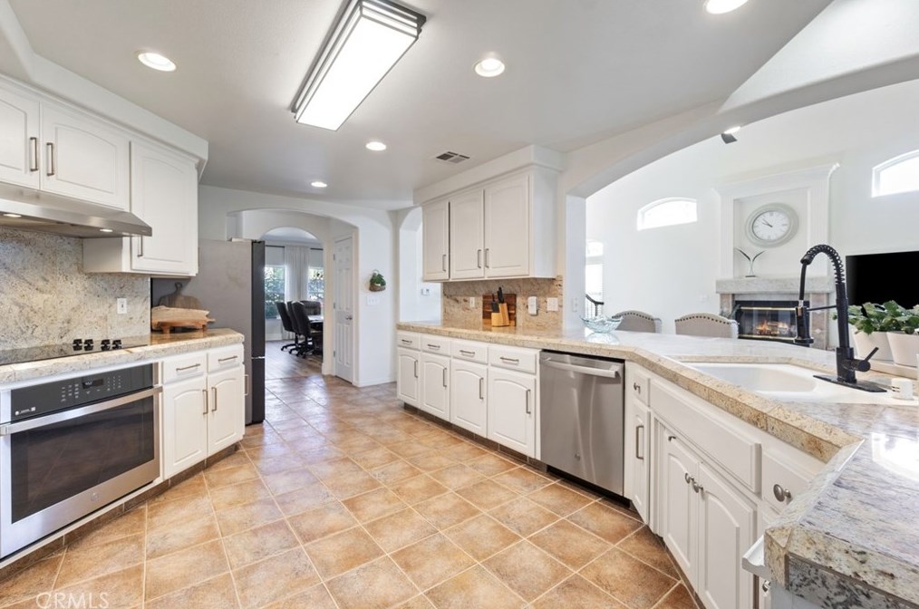 3220 Common Way, Madera CA  93637-8623 exterior