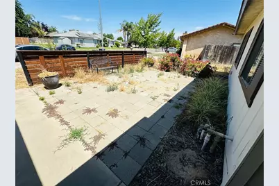 4531 W Malibu Avenue, Fresno, CA 93722 - Photo 3